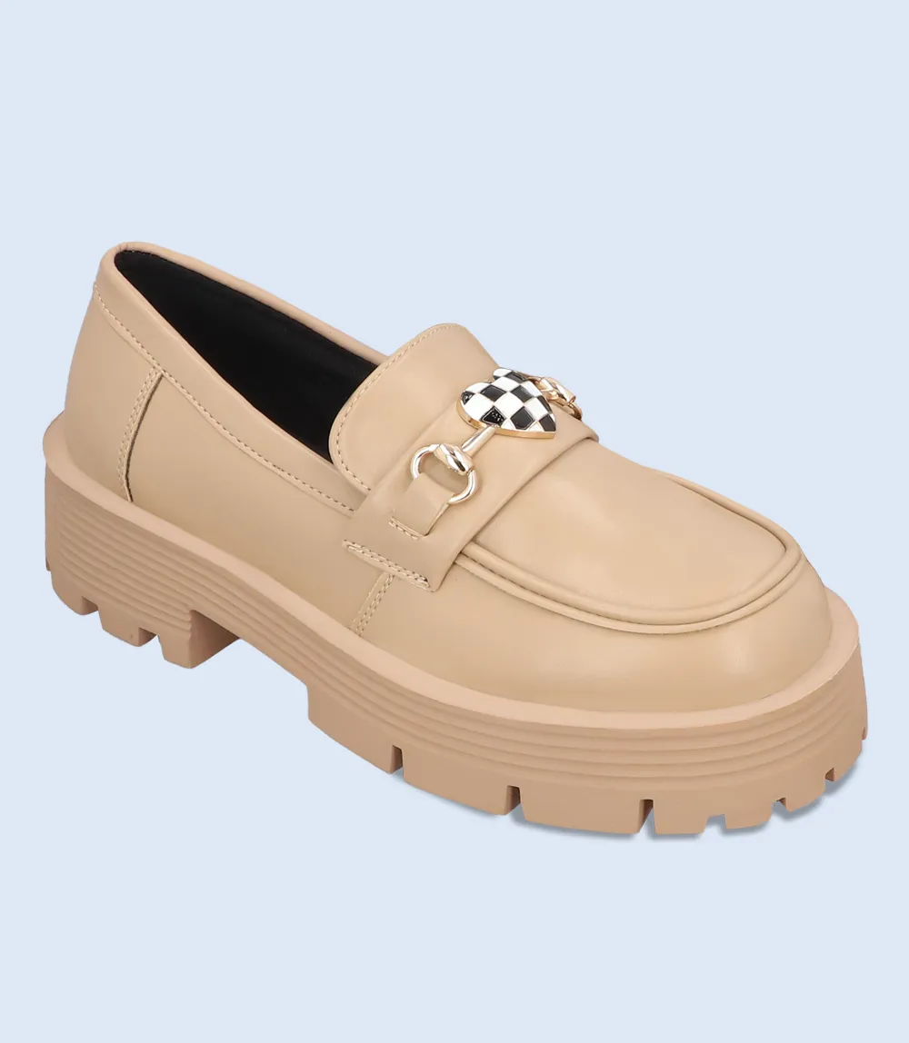 BW7155-BEIGE-Women Platform Casual Shoes