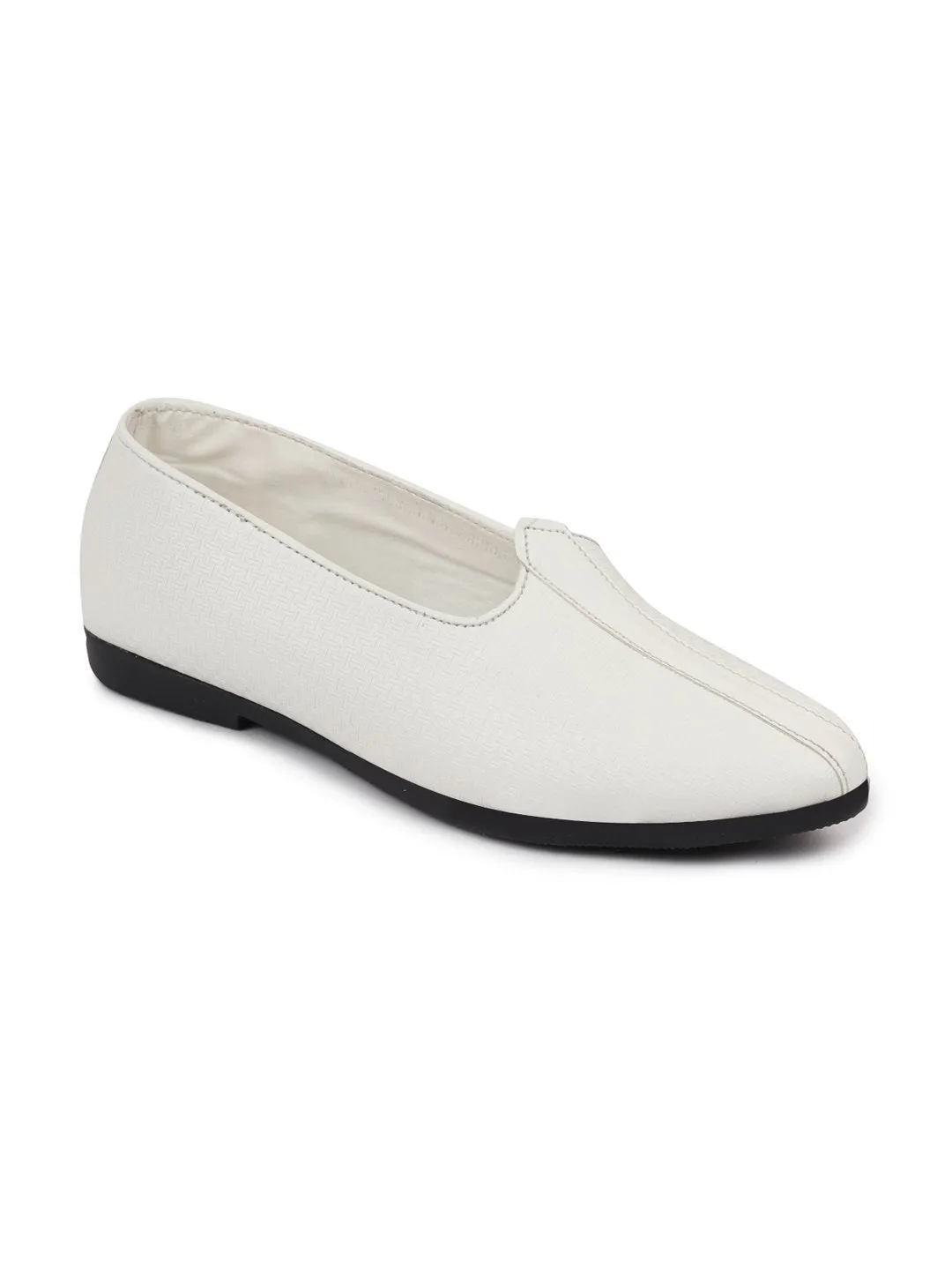 Men Ethnic White Slip On Juttis and Mojaris