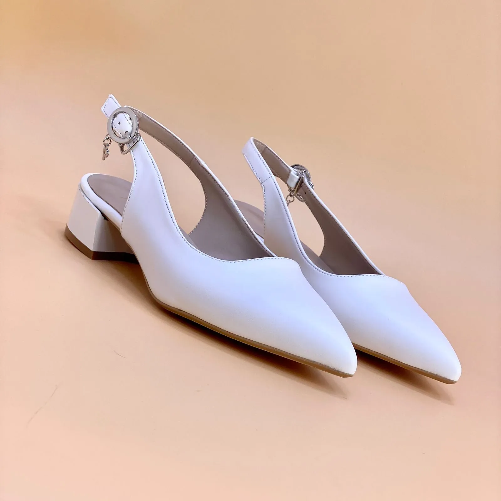 NEW ,  WOMEN SHOES HEELS W459